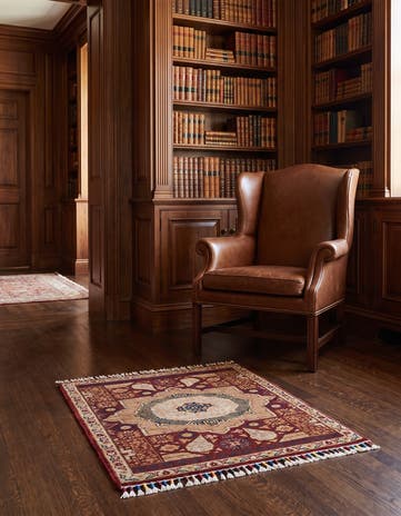 2' 1 x 3' Hand Knotted Ziegler Rug