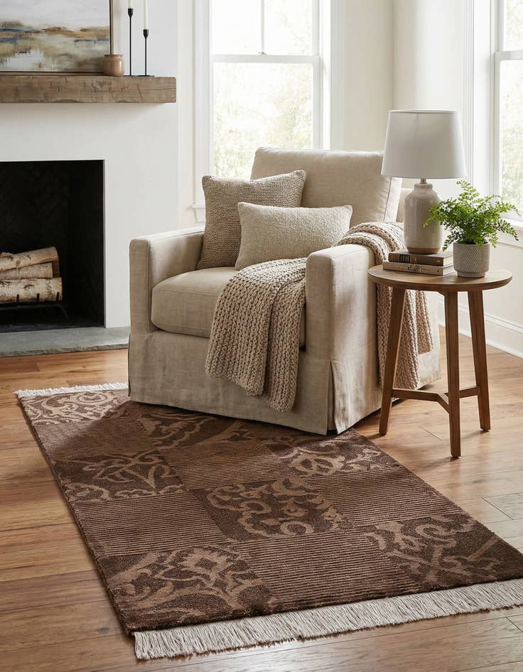 Detail image of 2' 8 x 4' 11  Hand Knotted Darya Wool Rug