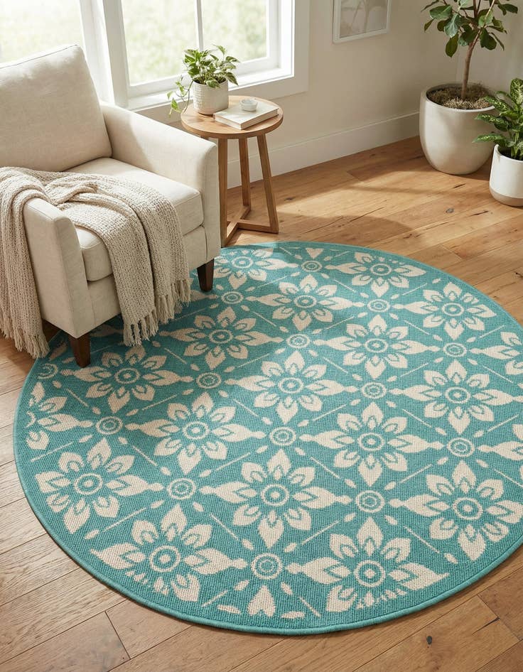 Detail image of 4' x 4'  Washable Trellis Indoor / Outdoor Round Rug