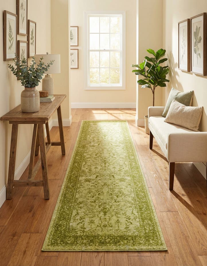 2' 7 x 10' Miranda Runner Rug