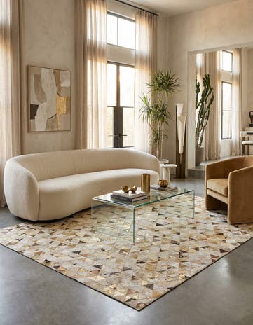 4' 10 x 7' 10 Cowhide Leather Rug