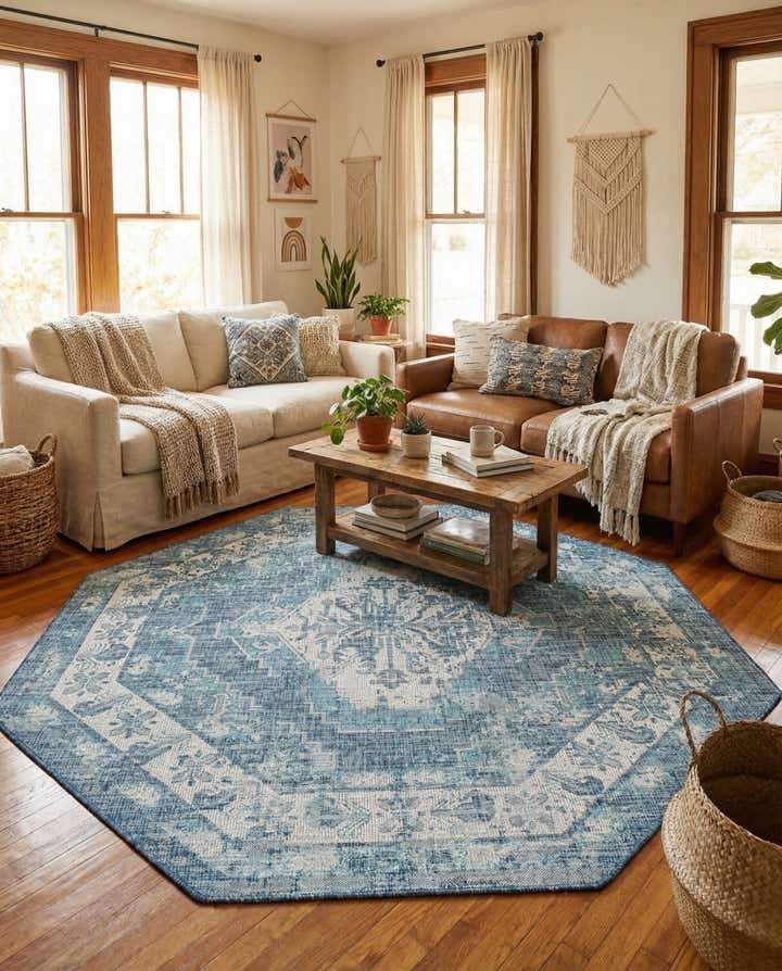 7' 10 x 7' 10 Easy-Clean Traditional Indoor / Outdoor Octagon Rug