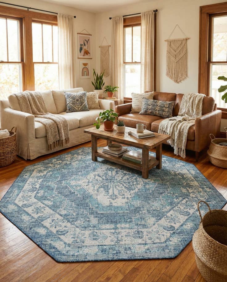 Detail image of 7' 10 x 7' 10 Easy-Clean Traditional Indoor / Outdoor Octagon Rug