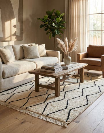 4' 9 x 8' Hand Knotted Moroccan Wool Rug