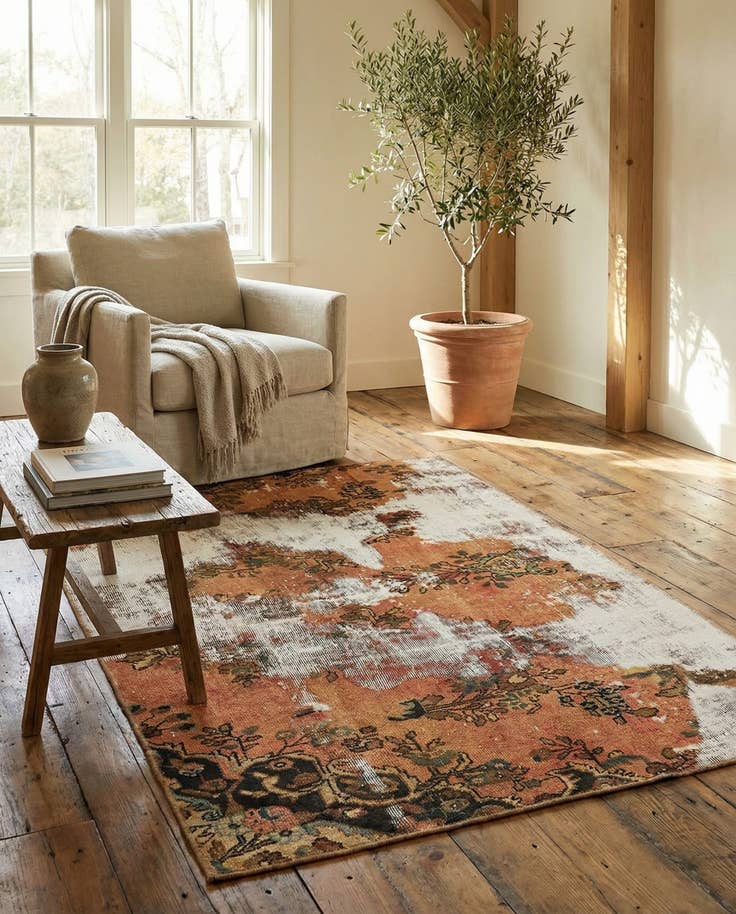 Detail image of 4' 4 x 6' 6 Hand Knotted Ultra Vintage Persian Wool Rug