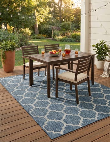 6' x 9' Easy-Clean Lattice Indoor / Outdoor Rug