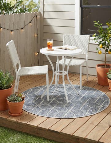 3' 1 x 3' 1 Easy-Clean Lattice Indoor / Outdoor Round Rug
