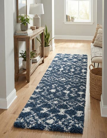 2' x 6' Moroccan Trellis Shag Runner Rug