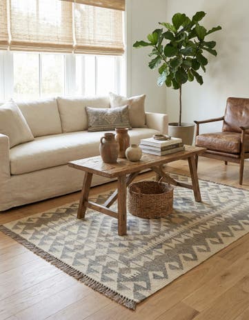 3' 4 x 5' Hand Woven Kilim Maymana Wool Rug