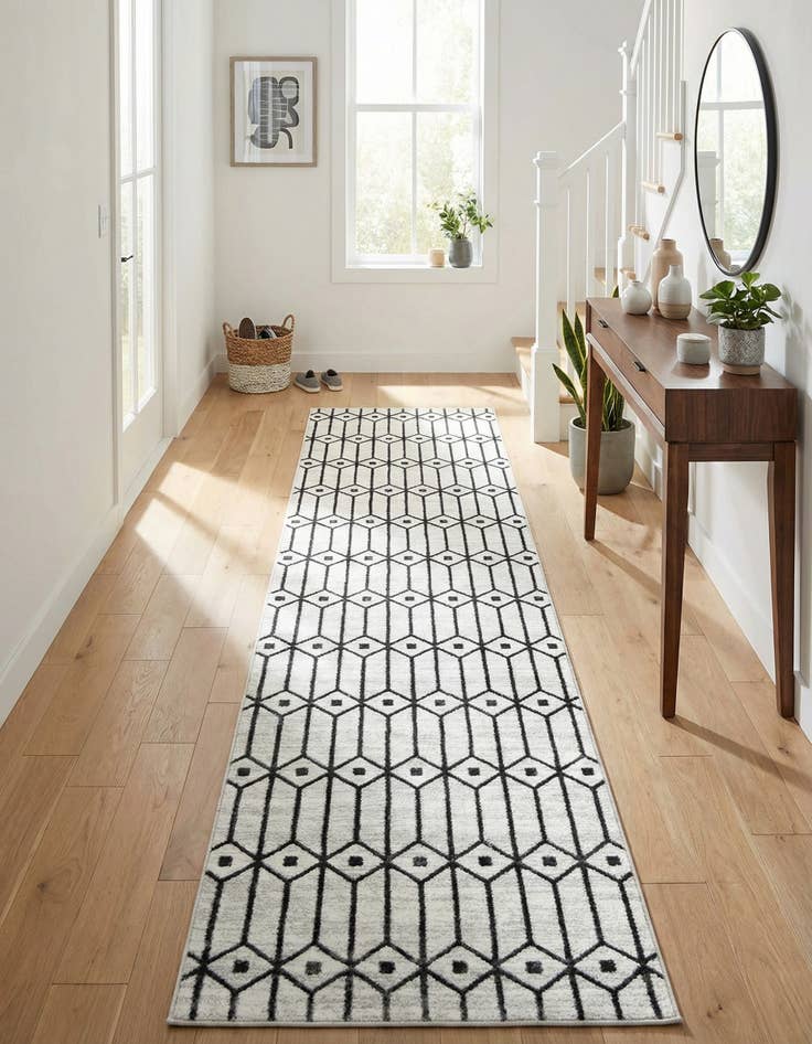 Detail image of  2' 7 x 13' Lattice Trellis Runner Rug