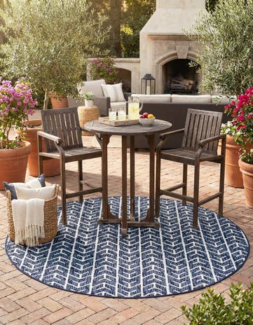 8' x 8' Easy-Clean Sabrina Soto Aston Indoor / Outdoor Round Rug