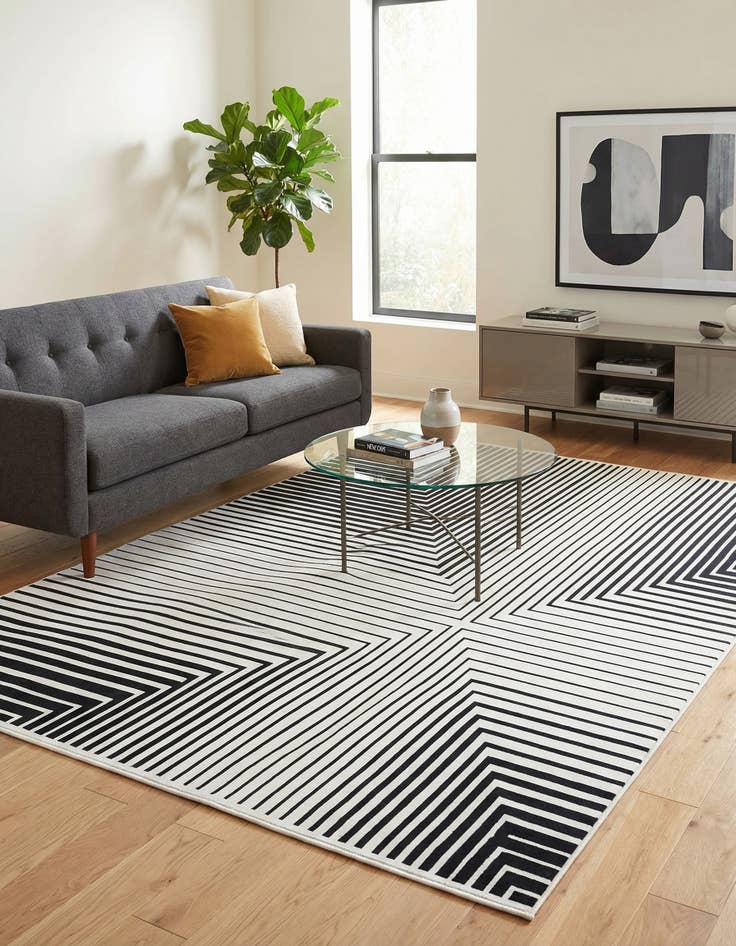 Detail image of 7' x 10' Milano Rug