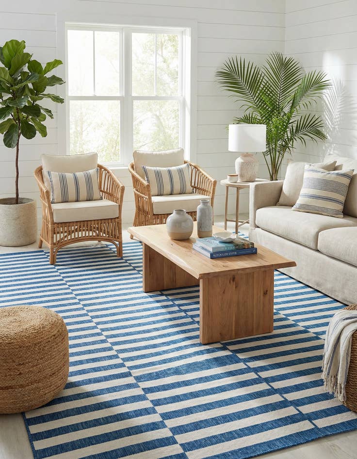 Detail image of  9' x 12'  Washable Ribbon Indoor / Outdoor Rug