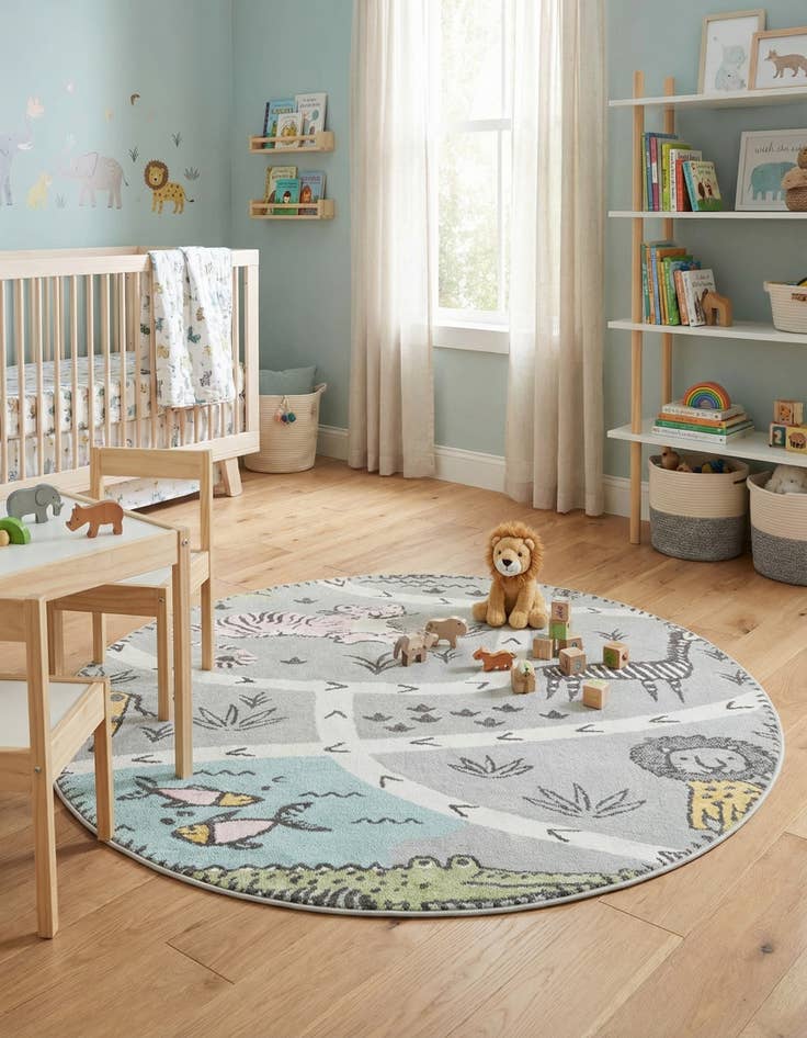 Detail image of 6' 1 x 6' 1 Animals Whimsy Kids Round Rug
