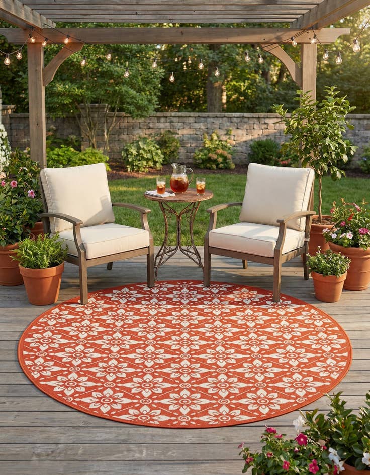 Detail image of  6' x 6'  Washable Lattice Indoor / Outdoor Round Rug