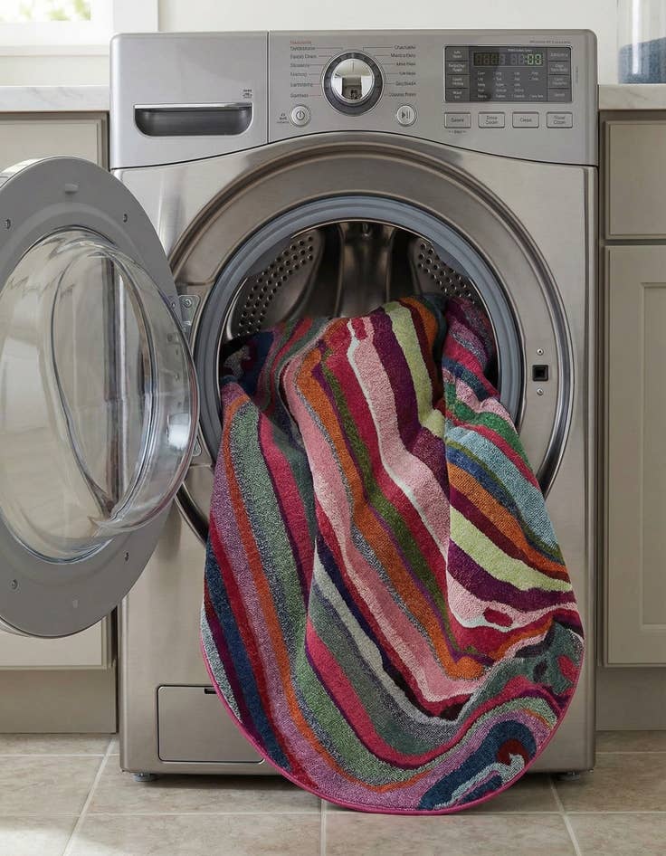 Detail image of 8' x 8'  Washable Spectrum Round Rug