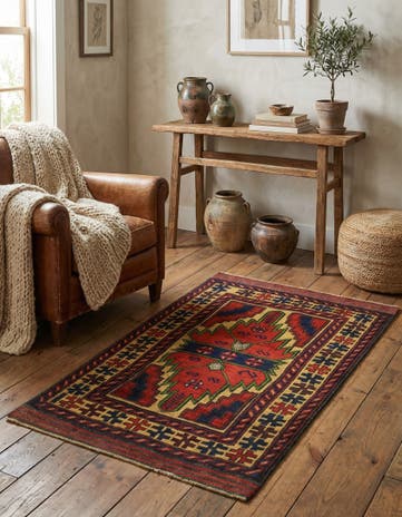 2' 8 x 4' 11 Hand Knotted Sumak Wool Rug