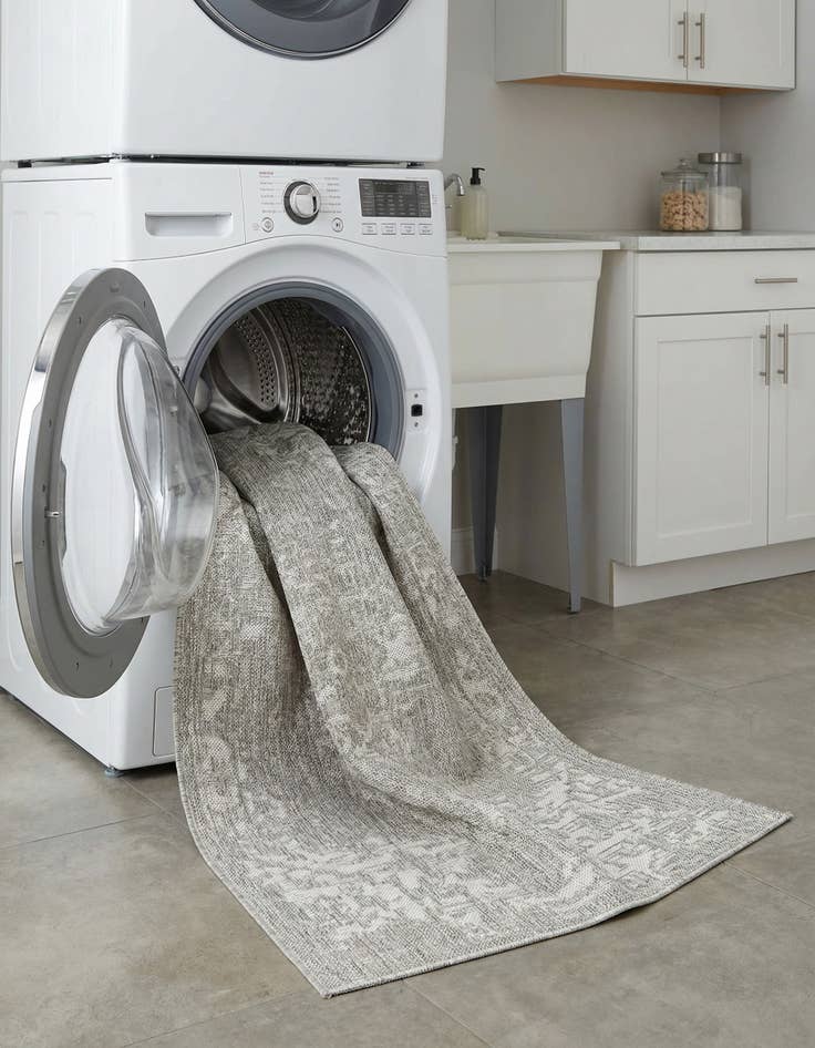 Detail image of 3' x 5' 3  Washable Jill Zarin Dubai Indoor / Outdoor Rug