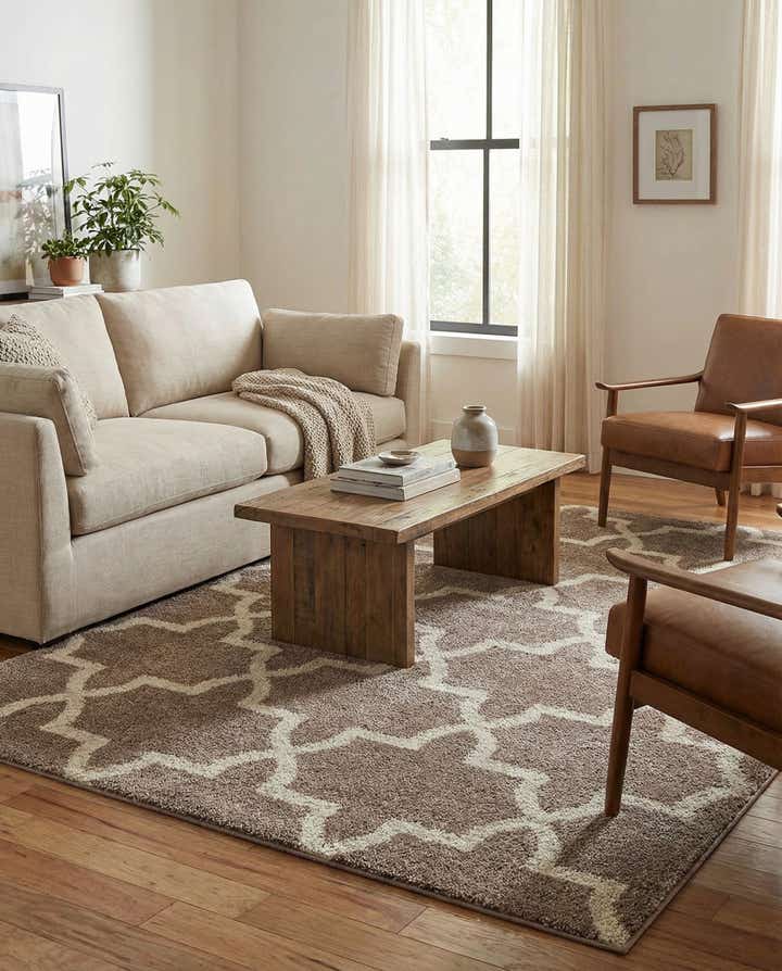 5' 3 x 7' 9 Lattice Rug