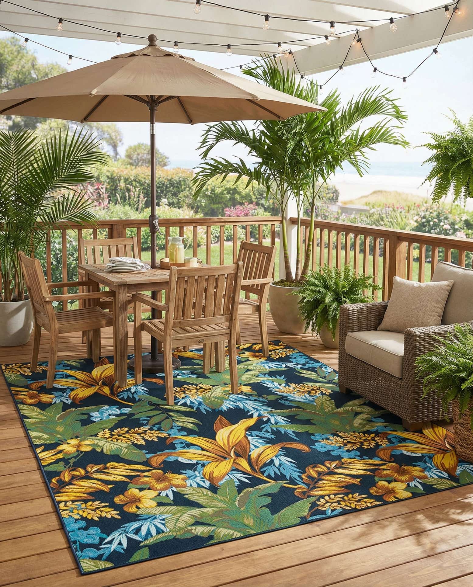 10' x 12' Easy-Clean Botanical Indoor / Outdoor Rug