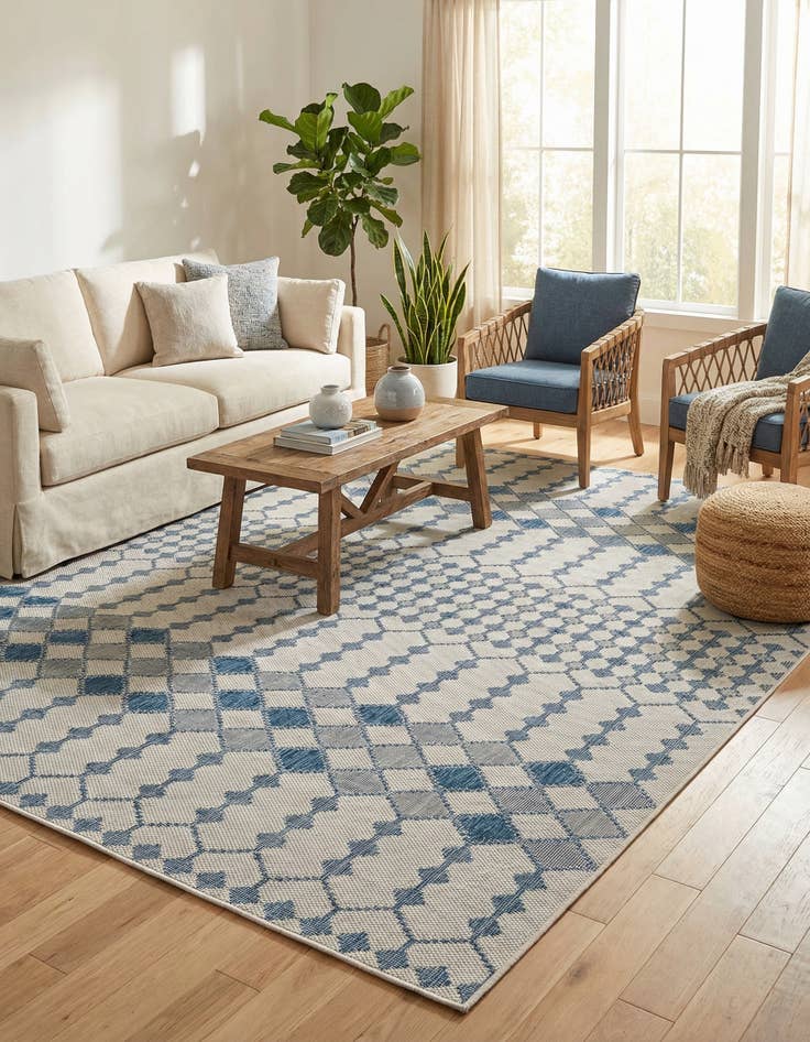 Detail image of 10' x 14'  Washable Trellis Indoor / Outdoor Rug