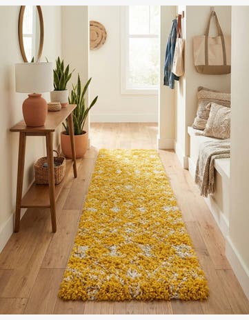 2' 7 x 10' Moroccan Trellis Shag Runner Rug
