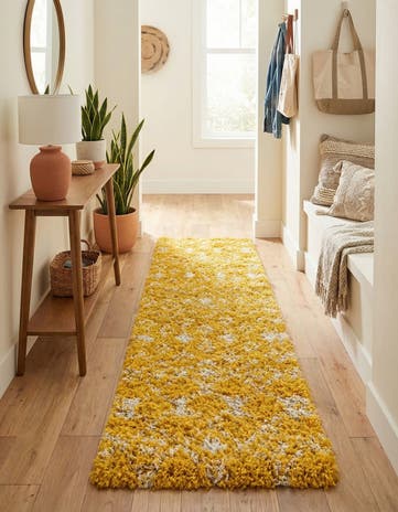 2' 7 x 10' Moroccan Trellis Shag Runner Rug