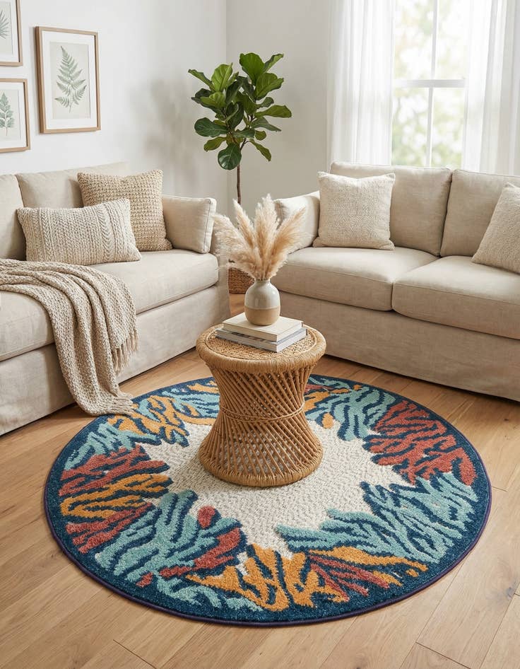 Detail image of 3' 3 x 3' 3  Washable Belize Indoor / Outdoor Round Rug