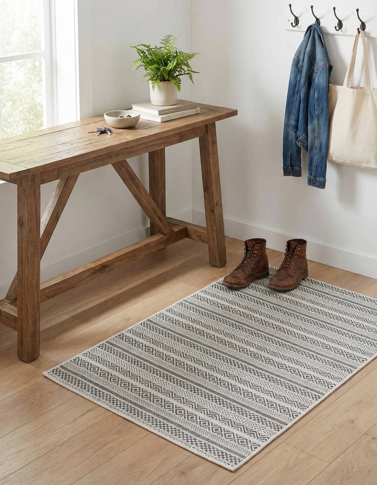 Detail image of 3' x 5' 3  Washable Striped Indoor / Outdoor Rug