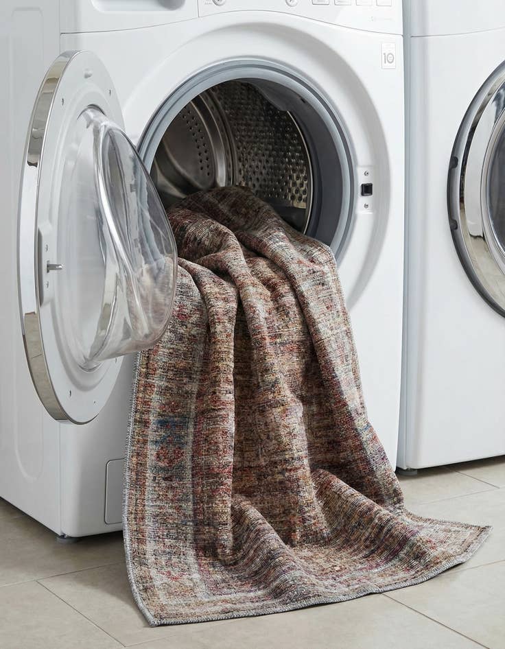 Detail image of 2' x 10'  Washable Nostalgia Runner Rug