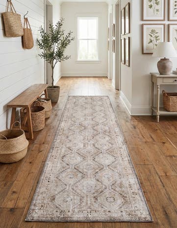 2' 7 x 10' Yara Runner Rug