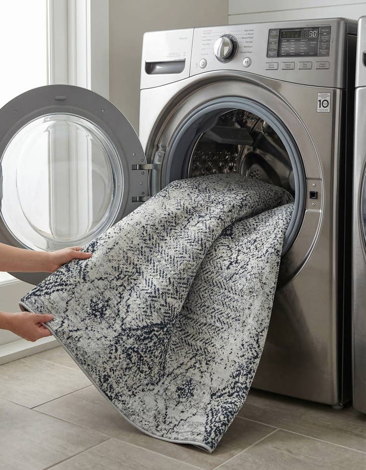 Detail image of 4' x 6' Kamala Washable Rug