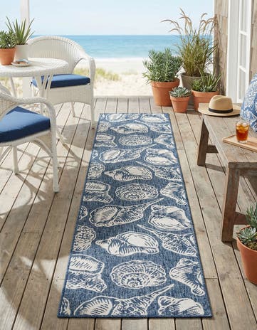 2' 7 x 12' Easy-Clean Coastal Indoor / Outdoor Runner Rug