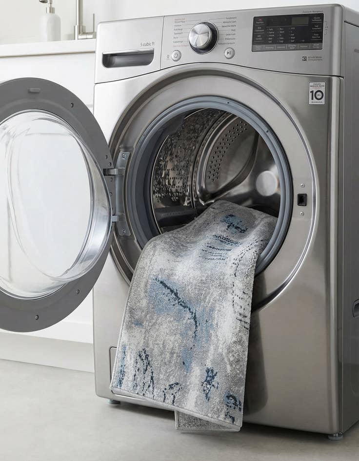 Detail image of 2' x 3' Kamala Washable Rug