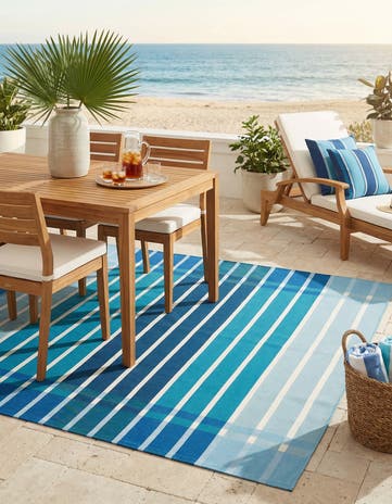 7' 10 x 7' 10 Easy-Clean Ribbon Indoor / Outdoor Square Rug