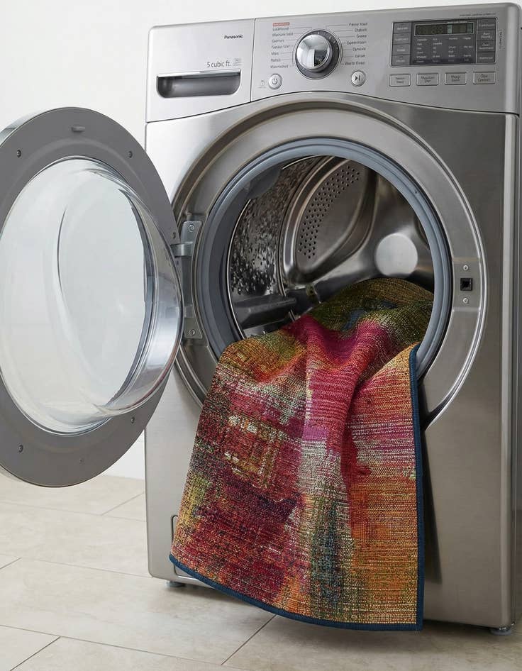 Detail image of 2' x 4'  Washable Modern Indoor / Outdoor Runner Rug