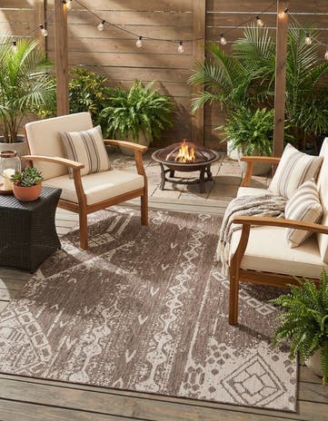 7' 10 x 10' Easy-Clean Bohemian Indoor / Outdoor Rug