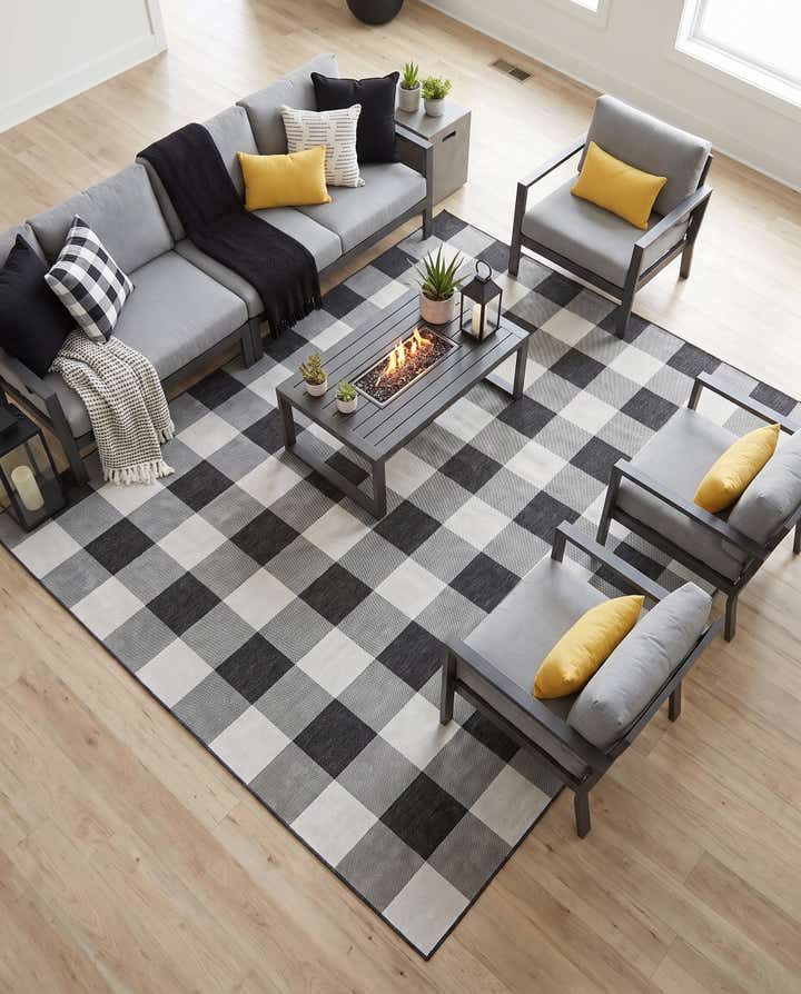 10' x 10' Easy-Clean Checkered Indoor / Outdoor Square Rug