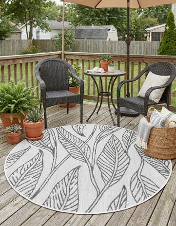 4' x 4' Easy-Clean Botanical Indoor / Outdoor Round Rug