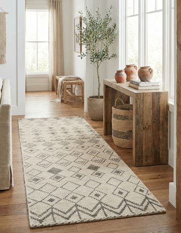 2' 9 x 10' 1 Hand Knotted Moroccan Wool Runner Rug