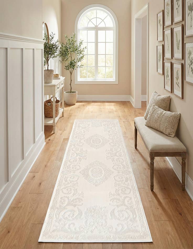 Detail image of 2' x 6' Finsbury Runner Rug