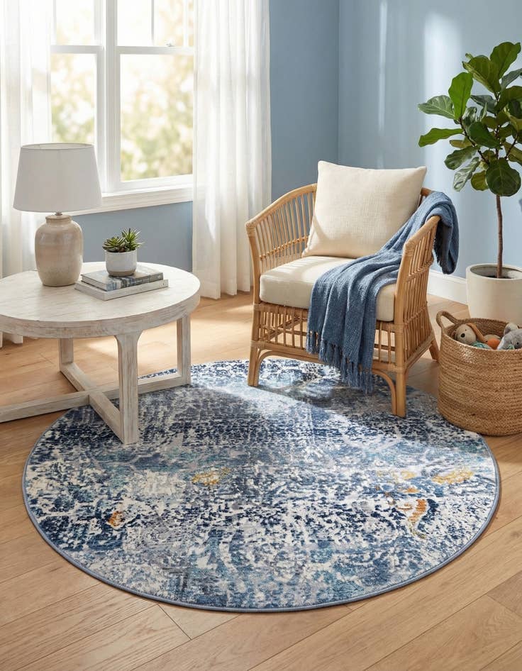 Detail image of 3' 7 x 3' 7 Malibu Round Rug