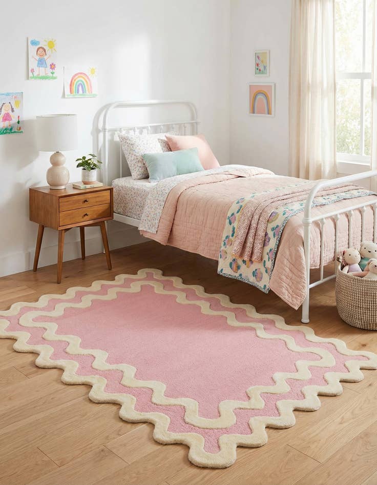 Detail image of 4' 1 x 6' 1 Happy Rugs Wiggles Wool