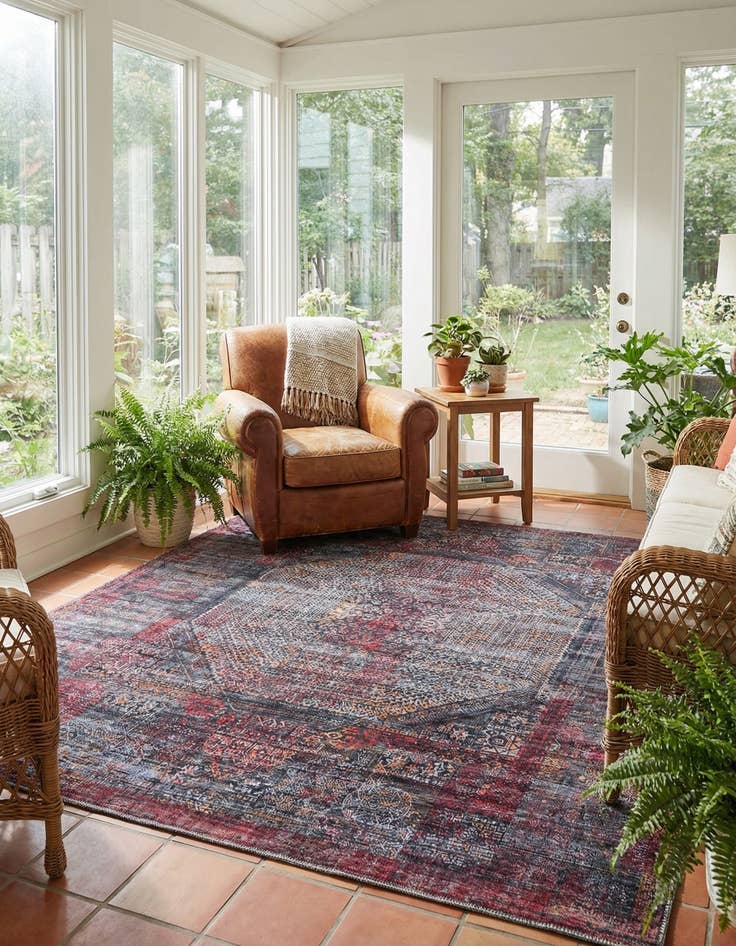 Detail image of 7' 10 x 7' 10  Washable Mangata Square Rug