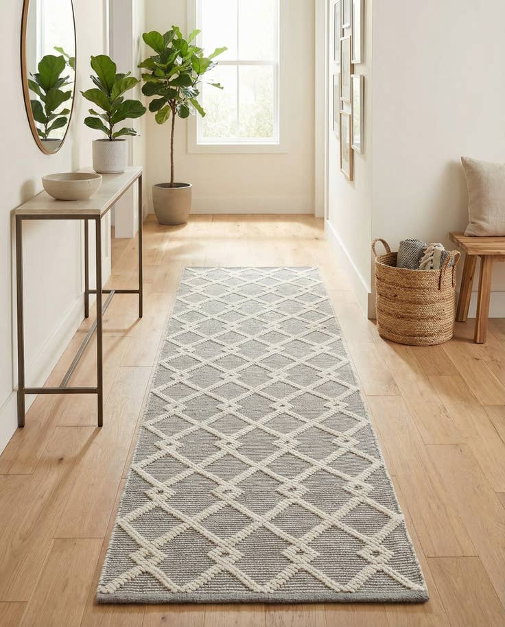 Detail image of 2' 7 x 10' Hand Knotted Jill Zarin Dorset Runner Rug