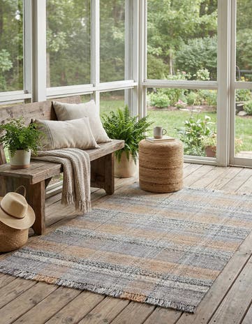 Desert Gray Easy-Clean Eco Plaid Washable Indoor / Outdoor Rug