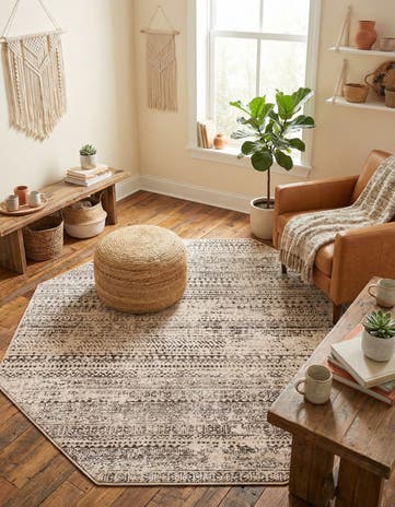 7' 10 x 7' 10 Hermitage Octagon Rug