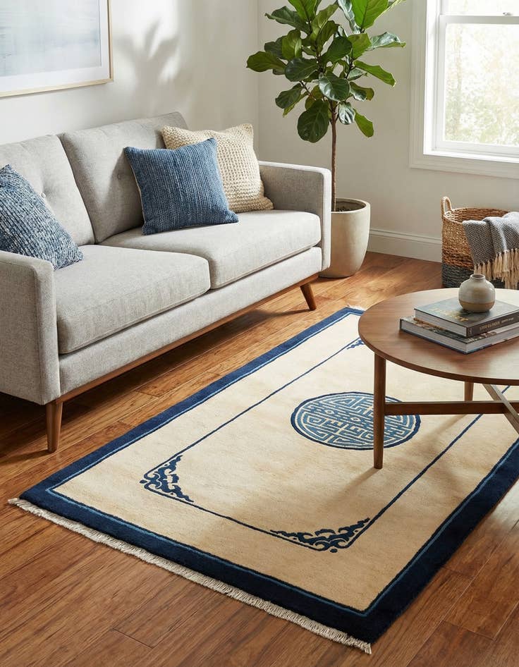 Detail image of 3' 1 x 5' 1  Hand Knotted Darya Rug