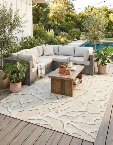 7' 10 x 10' Easy-Clean Sabrina Soto Indoor / Outdoor Rug