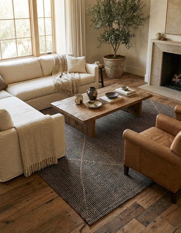 7' 9 x 9' 9 Hand Knotted Darya Wool Rug